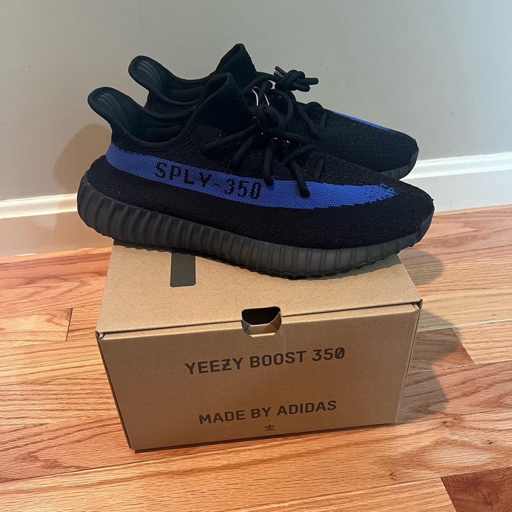 Yeezy Boost 350 v2 NWT